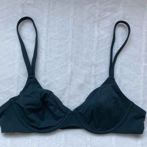 SKIMS Fits Everybody Unlined Underwire  Bra - Picture 7 of 16